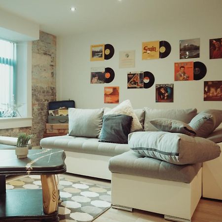 Bv Rare 3 Bedrooms At Conditioning House Bradford Perfect For Contractors Dış mekan fotoğraf