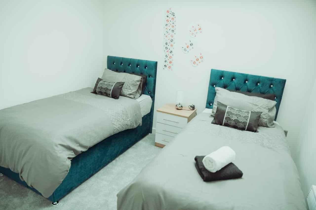 Bv Rare 3 Bedrooms At Conditioning House Bradford Perfect For Contractors Dış mekan fotoğraf