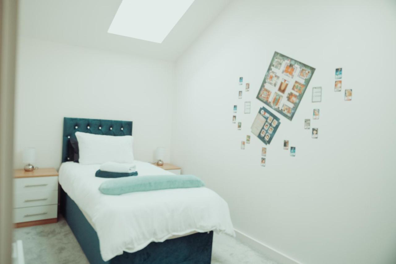 Bv Rare 3 Bedrooms At Conditioning House Bradford Perfect For Contractors Dış mekan fotoğraf