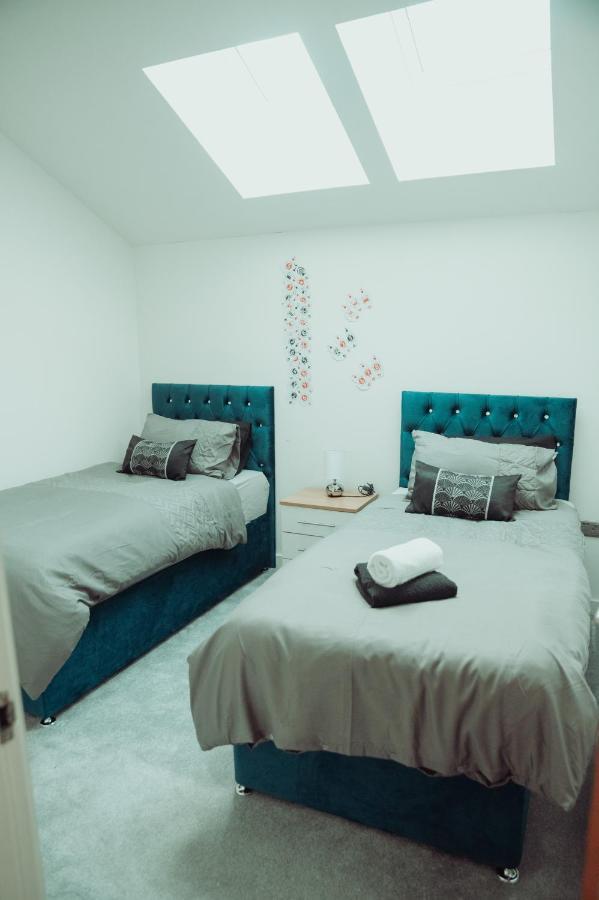 Bv Rare 3 Bedrooms At Conditioning House Bradford Perfect For Contractors Dış mekan fotoğraf